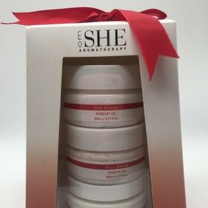Om she Aromatherapy Rosehip Oil 3 Piece Skincare